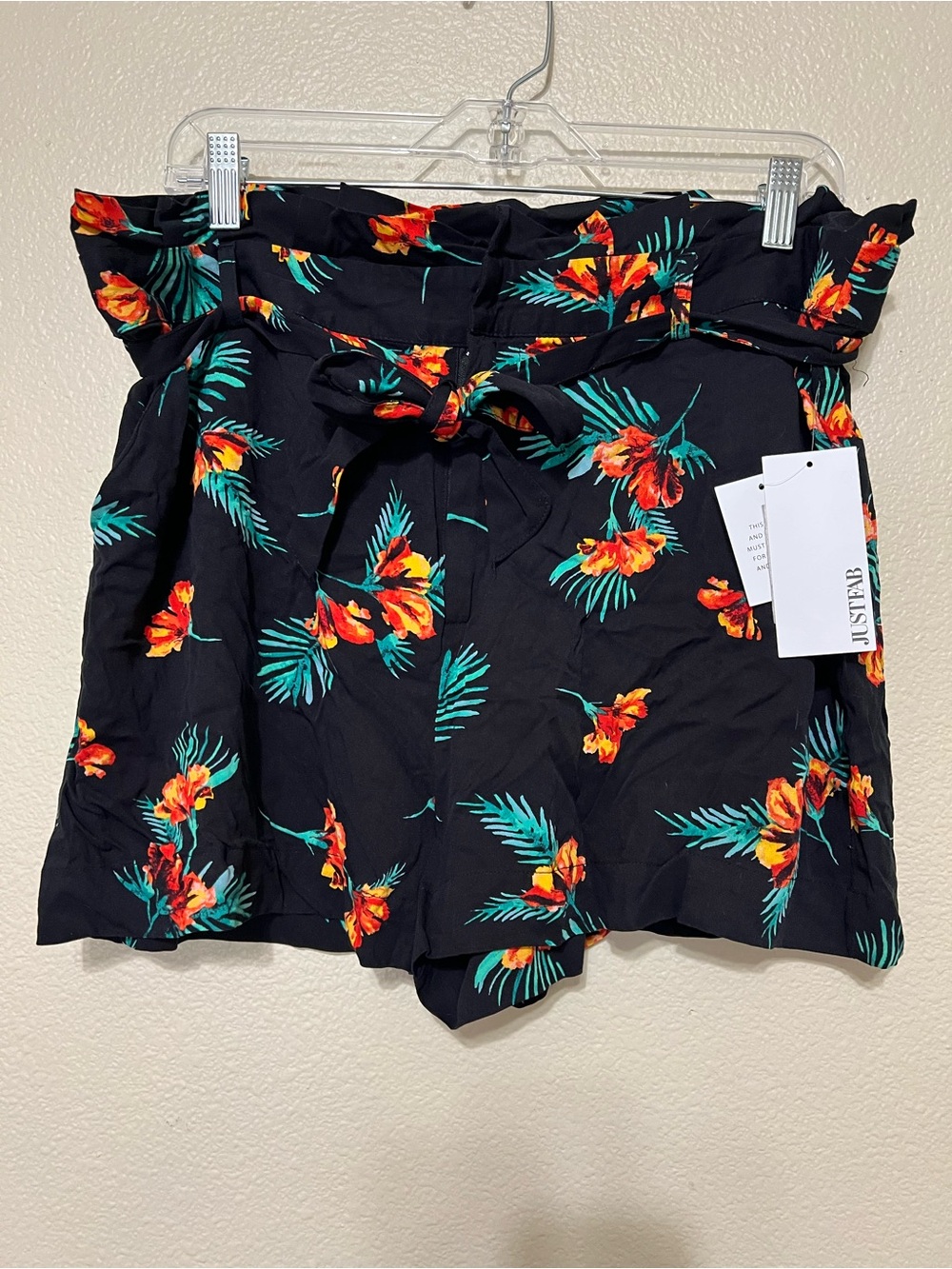 JustFab Black Tropical Paperbag Waist Shorts with Belt